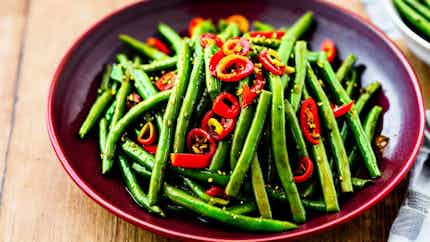 Fiery Sichuan Style Green Bean Stir-Fry (四川辣干煸豆角炒)