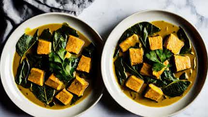 Fish And Taro Leaf Curry
