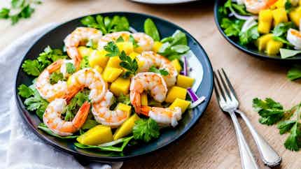 Fresh Mango Salad with Shrimp (Gỏi xoài tôm)