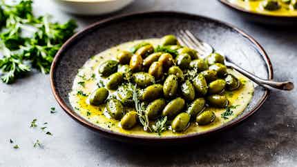 Garlic And Herb Marinated Olives