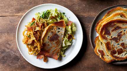 Gebratener Kohl Und Speck (fried Cabbage And Bacon)
