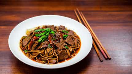 Hakka Spicy Braised Beef Noodles (客家麻辣红烧牛肉面)