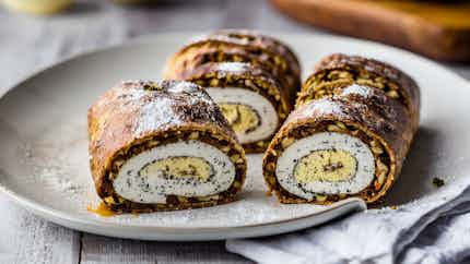 Hungarian Walnut Roll (Diós Bejgli)