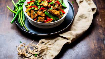 Jasha Paa Tshoem (Bhutanese Spicy Chicken Stir-Fry with Vegetables)