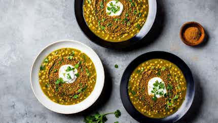 Lentil and Rice Soup (Shorba Bil-Adas)