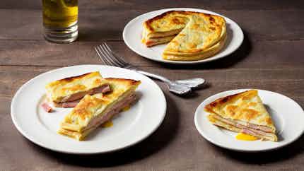 Limburgse Hartige Pannenkoeken Met Kaas En Ham (limburgian Savory Pancakes With Cheese And Ham)