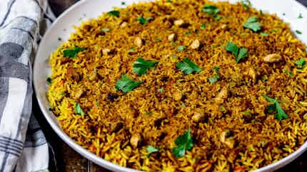 Makloba (sudanese Spiced Chicken And Rice Pilaf)