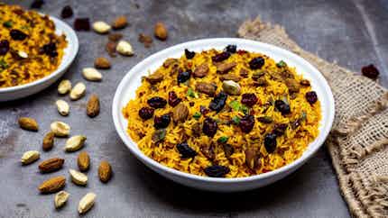 Meyveli Pilav (spiced Rice With Dried Fruits And Nuts)