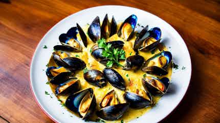 Mussels Gratin (lyonnaise-style Gratin De Moules)