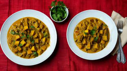 Mutta Curry (sri Lankan Cabbage Curry)
