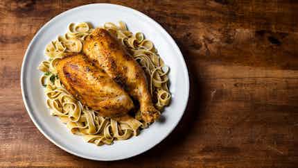 Old Fashioned Chicken And Noodles
