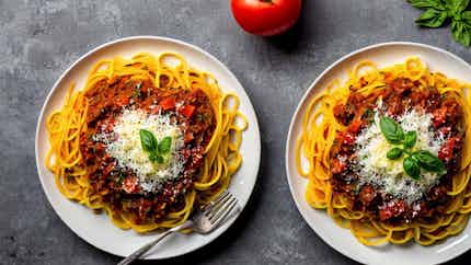 Paleo Spaghetti Squash Bolognese
