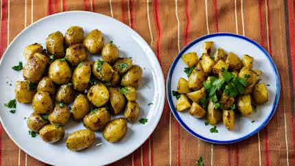 Papas Arrugadas Con Mojo De Cilantro (canarian Style Potatoes With Garlic And Cilantro)