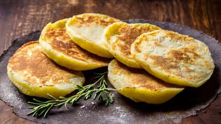 Polish Potato Pancakes: Placki Ziemniaczane