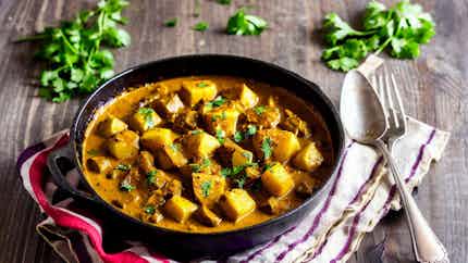 Potato And Eggplant Curry (aloo Baingan)