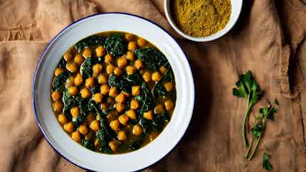 Salona (chickpea And Spinach Stew)