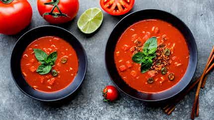 Spicy Tomato Rasam (ಟೊಮೇಟೊ ರಸಂ)