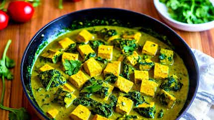 Spinach And Cottage Cheese Curry (bhojpuri Palak Paneer)