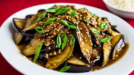 Stir-fried Eggplant with Garlic Sauce (蒜蓉炒茄子)