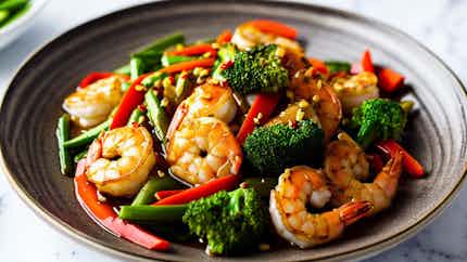 Stir-fried Shrimp with Vegetables (炒虾仁)
