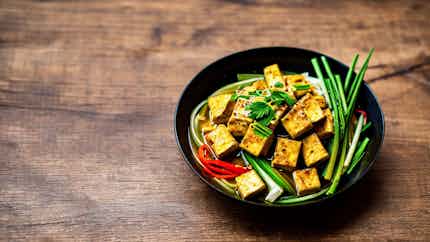 Stir-Fried Tofu with Lemongrass (Cha Traop Doung K'tieu)