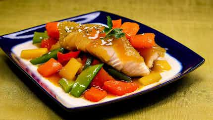 Sweet and Sour Mandarin Fish (Tángcù Júyú)