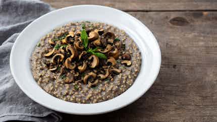 Tatrapuder Seentega (buckwheat Porridge With Mushrooms)