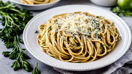 Vegetarian Garlic Parmesan Spaghetti